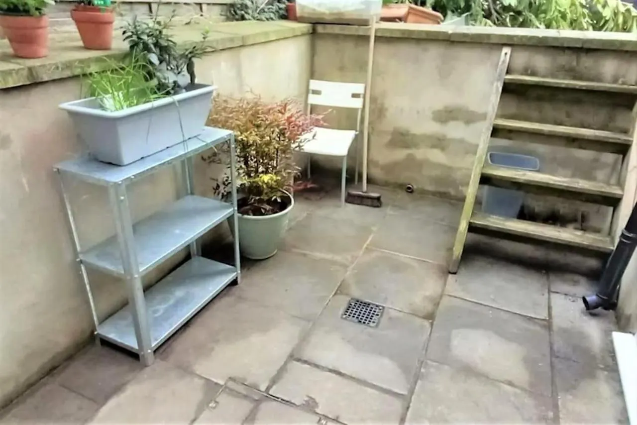 2 Bedroom Victorian Garden Flat London Lejlighed